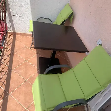 Apartment Sanja *